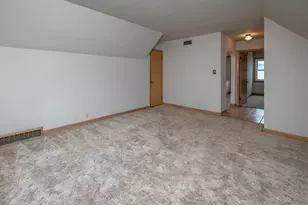 7519 W Clarke St, Wauwatosa, WI 53213 - Photo 23