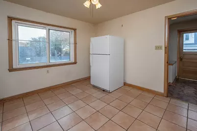7519 W Clarke St, Wauwatosa, WI 53213 - Photo 19