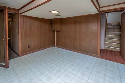 7519 W Clarke St, Wauwatosa, WI 53213 - Photo 29