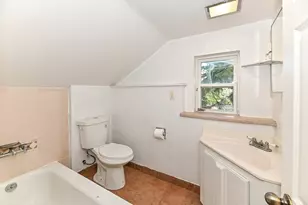 1323 Ohio St, Racine, WI 53405 - Photo 17