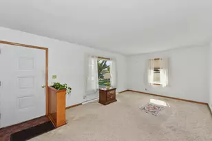 3642 Charles St, Racine, WI 53402 - Photo 3