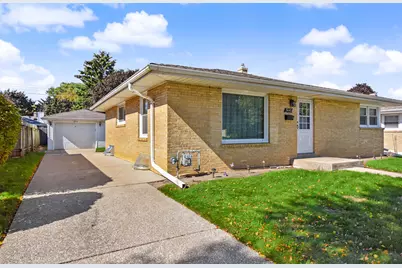 3642  Charles St, Racine, WI 53402 - Photo 27