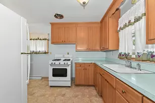 3642 Charles St, Racine, WI 53402 - Photo 11