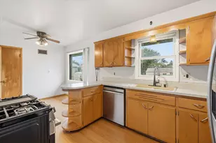 4432 W Howard Ave, Milwaukee, WI 53220 - Photo 5