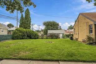 4432 W Howard Ave, Milwaukee, WI 53220 - Photo 31