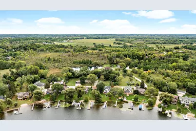 1266 E Green Lake Dr, Farmington, WI 53090 - Photo 23