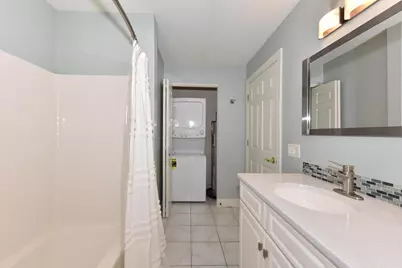 1920 N Farwell Ave #410, Milwaukee, WI 53202 - Photo 25