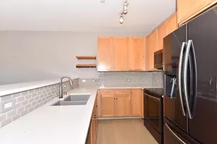 1920 N Farwell Ave, Milwaukee, WI 53202 - Photo 11