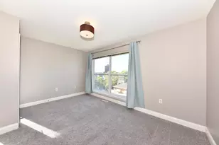 1920 N Farwell Ave, Milwaukee, WI 53202 - Photo 21