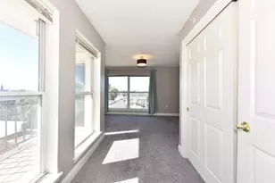 1920 N Farwell Ave, Milwaukee, WI 53202 - Photo 19