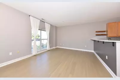 1920 N Farwell Ave #410, Milwaukee, WI 53202 - Photo 5