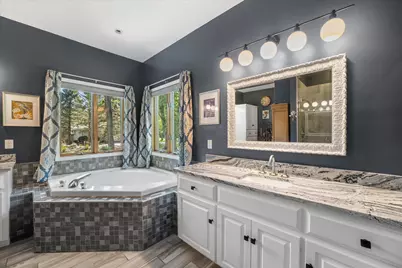 7125  Deerpath Ln, Racine, WI 53185 - Photo 51