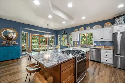 7125  Deerpath Ln, Racine, WI 53185 - Photo 9