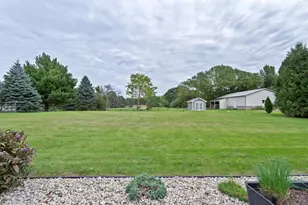 8987 371st Ave, Randall, WI 53181 - Photo 19