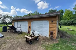 W1484 Schmidt Rd, Randolph, WI 53923 - Photo 3