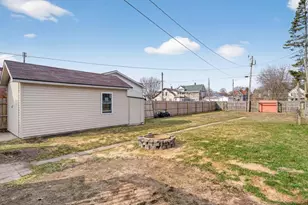 1518 N 9th St, Sheboygan, WI 53081 - Photo 33
