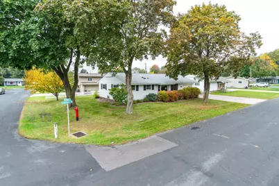 1241  Shorewood Dr, Shelby, WI 54601 - Photo 3