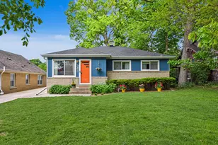 343 N 115th St, Wauwatosa, WI 53226 - Photo 1