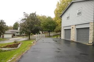 2116 Harris Highland Dr, Waukesha, WI 53188 - Photo 25