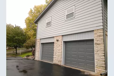 2116  Harris Highland Dr, Waukesha, WI 53188 - Photo 25