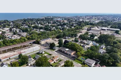 1329  43rd St, Kenosha, WI 53140 - Photo 41