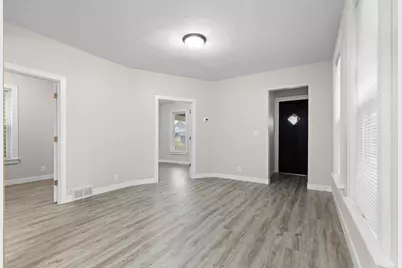 1535 S 31st St, Milwaukee, WI 53215 - Photo 3