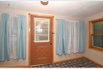 622  Main St, Brownsville, WI 53006 - Photo 5