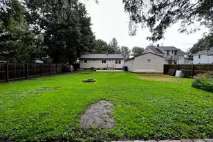 210 N Monroe St, Watertown, WI 53094 - Photo 25