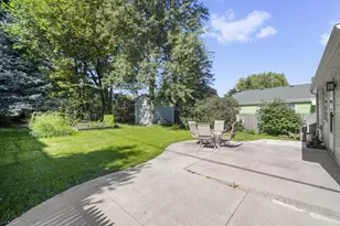 517 Cedar St, Hartford, WI 53027 - Photo 19