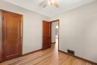 517  Cedar St, Hartford, WI 53027 - Photo 13