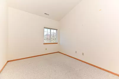 2211 N University Dr #Unit 4, Waukesha, WI 53188 - Photo 25
