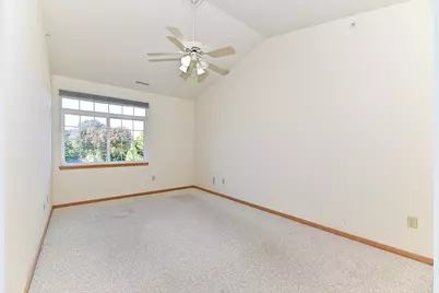 2211 N University Dr #Unit 4, Waukesha, WI 53188 - Photo 19