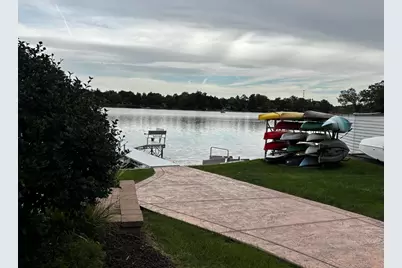 333 N Lake Rd #201, Oconomowoc, WI 53066 - Photo 5