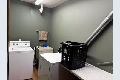 333 N Lake Rd #201, Oconomowoc, WI 53066 - Photo 29
