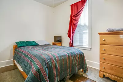 1021 E Pearson St, Milwaukee, WI 53202 - Photo 13