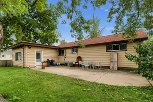 24908 69th St, Paddock Lake, WI 53168 - Photo 27