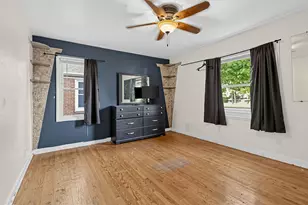 5425 W Lincoln Creek Dr, Milwaukee, WI 53218 - Photo 13
