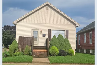 2225  Geneva St, Racine, WI 53402 - Photo 1