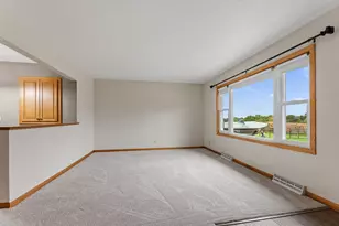 823 East St, Caledonia, MN 55921 - Photo 3