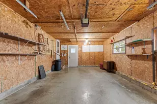 823 East St, Caledonia, MN 55921 - Photo 13