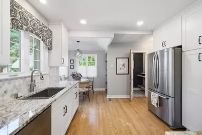 608  Cherry St, South Milwaukee, WI 53172 - Photo 5
