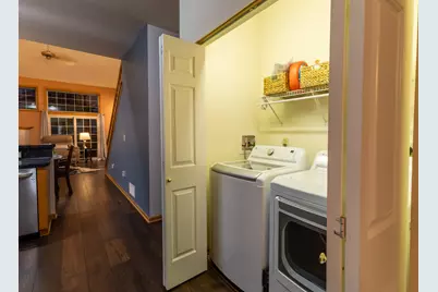 2416  Fox River Pkwy #D, Waukesha, WI 53189 - Photo 7