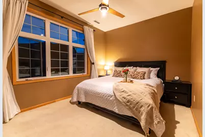 2416  Fox River Pkwy #D, Waukesha, WI 53189 - Photo 5