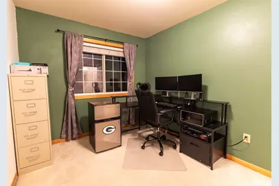 2416  Fox River Pkwy #D, Waukesha, WI 53189 - Photo 11