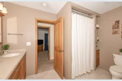 3303 S 123rd St, West Allis, WI 53227 - Photo 31