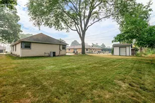 3303 S 123rd St, West Allis, WI 53227 - Photo 45