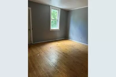 3940 N 19th Pl, Milwaukee, WI 53206 - Photo 13