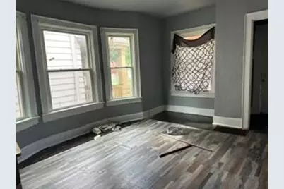 3940 N 19th Pl, Milwaukee, WI 53206 - Photo 5