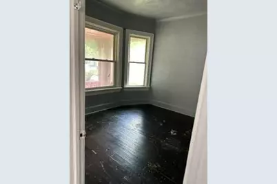3940 N 19th Pl, Milwaukee, WI 53206 - Photo 3