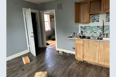 3940 N 19th Pl, Milwaukee, WI 53206 - Photo 11